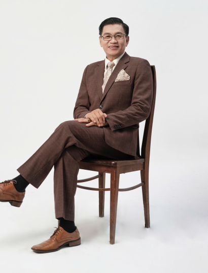 Thuê áo vest cho ông xui thanh lịch sang trọng ở Gò Vấp 
