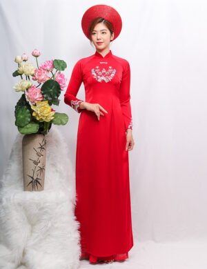 áo dài cưới đỏ đậm thêu tay đơn giản